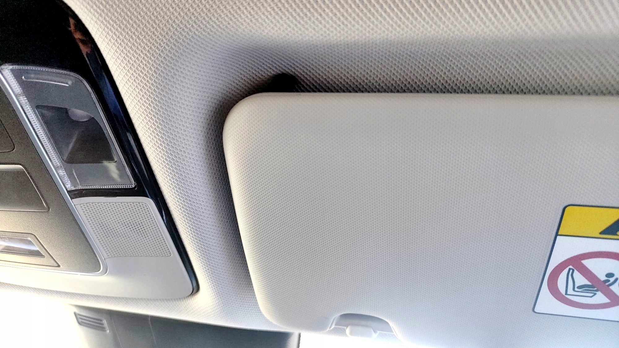 MINI KAMERA SZPIEGOWSKA WIFI GUZIK Z ADAPTEREM STAŁEGO ZASILANIA 12/24V - obrazek 9