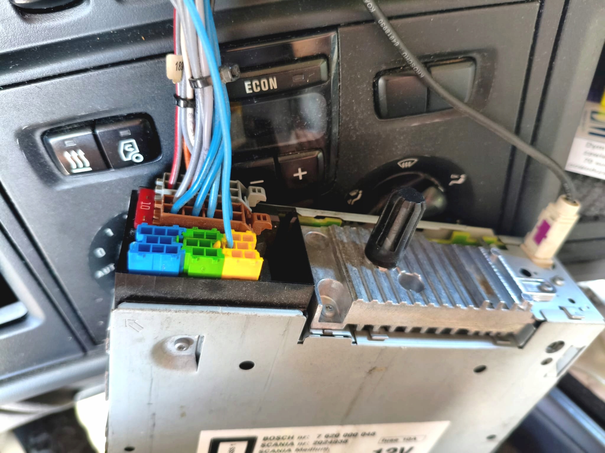 ADAPTER MODUŁ BLUETOOTH SCANIA RADIO BOSCH 7620000048 - obrazek 10